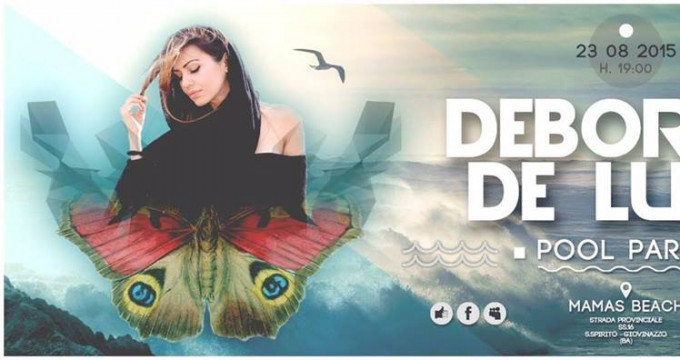 Deborah De Luca at Mamas Beach